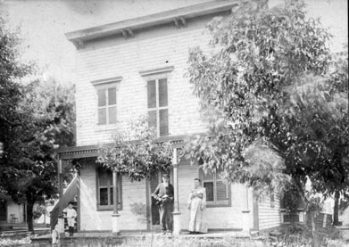Electra Weaver's boyhood home Cary, Il